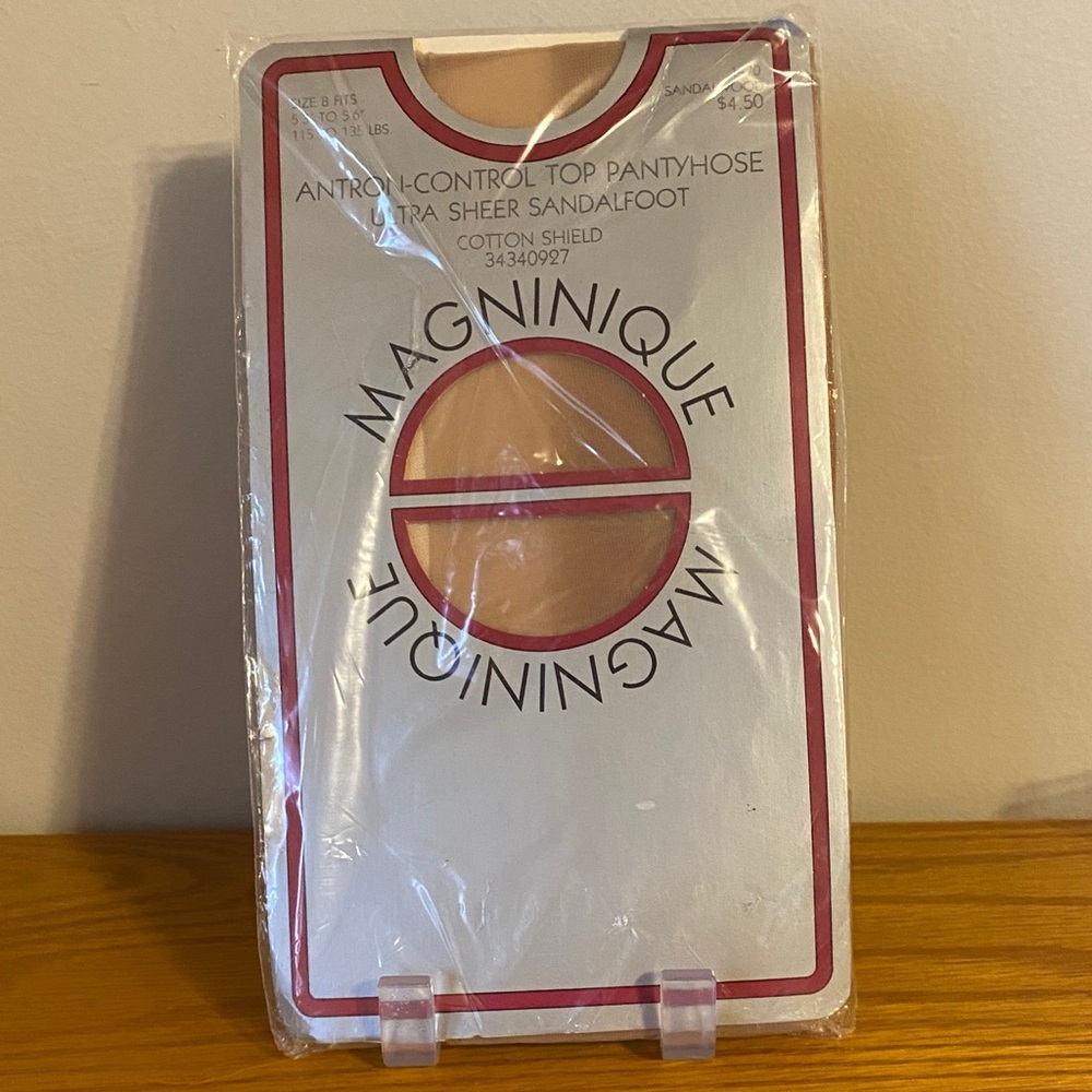 Vintage Magninique Antron Control Top Pantyhose Sandalwood